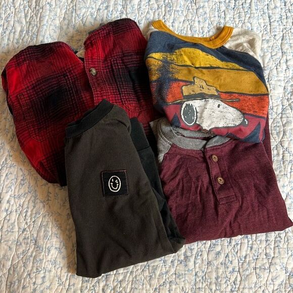 Bundle of 4 long sleeves - 4t boy - Picture 1 of 9